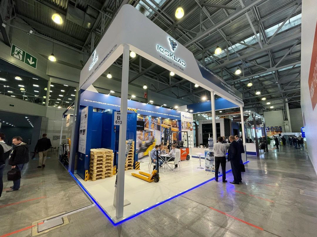 Выставочный стенд Умный склад · CEMAT 2021